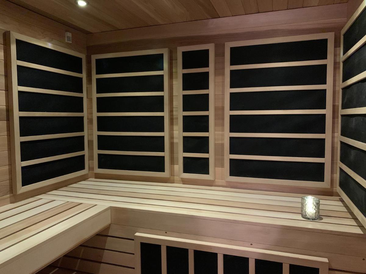 Hotel Viking Newport Luaran gambar